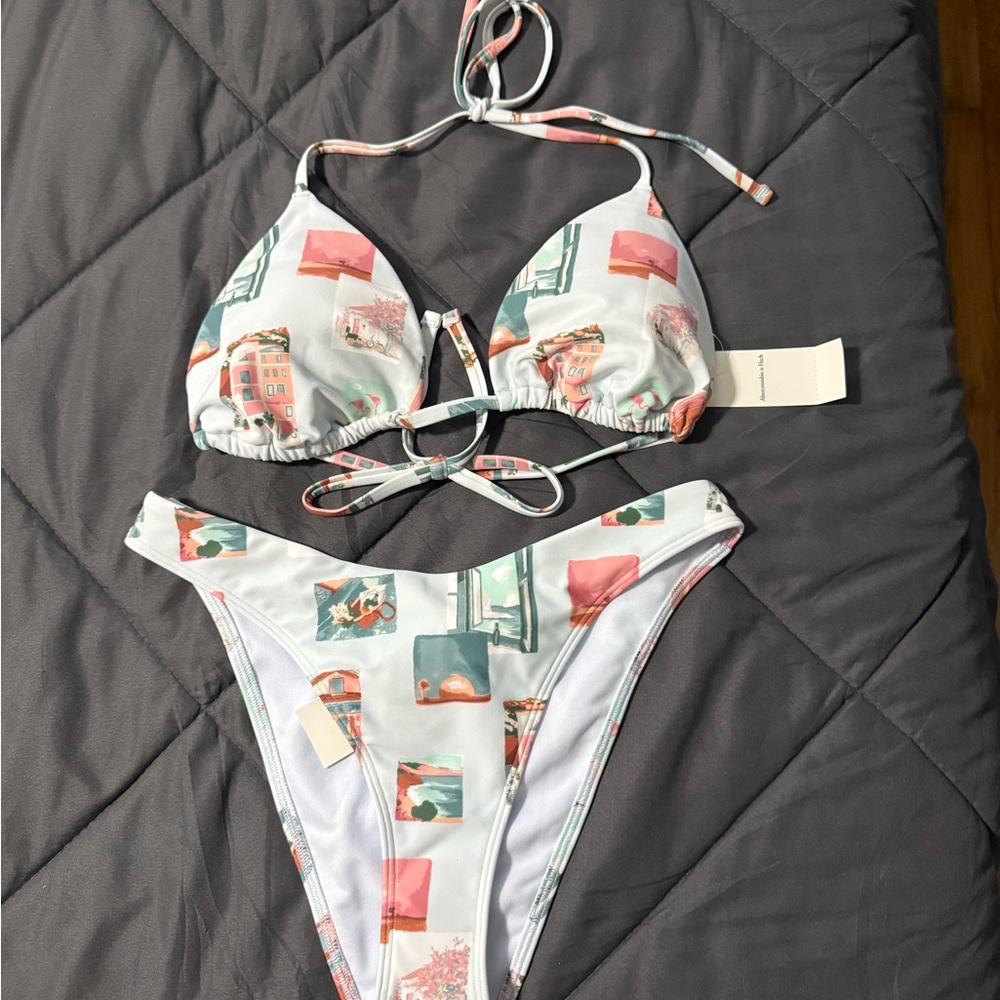 Abercrombie & Fitch Triangle Bikini Set
